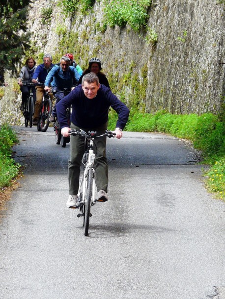Escursione in e-bike con Farfalle in cammino