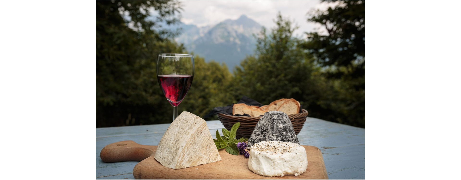 Viaggia in Italia, la patria del turismo enogastronomico!